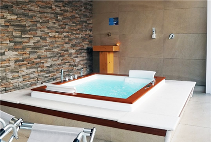 Campania: 1 Notte con Percorso Benessere Privato anche con Massaggio per 2 persone