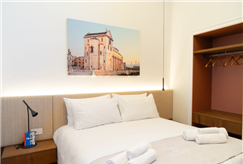 Maggio, Giugno e Settembre: 1 Notte in Camera Standard in B&B per 2 persone