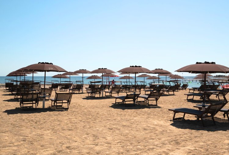 P Beach 