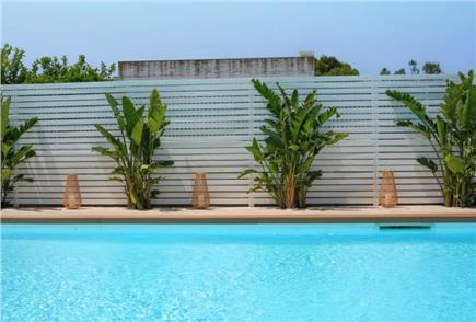 Anche Sabato e Domenica: Accesso alla Piscina con Ombrellone e Lettino anche con Light Lunch per 2 persone