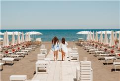 Anche Sabato: Accesso al Lido con Ombrellone e Lettino anche con Light Lunch per 2 o 3 persone